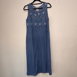 Basic Editions Blue Embroidered Midi‎ Dress